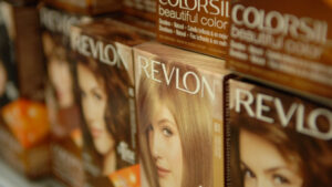 Read more about the article UPDATED: Cosmetics Giant Revlon Is Reportedly Preparing to File for Bankruptcy